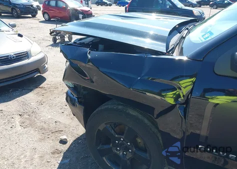 2018 Chevrolet Silverado Custom from USA, damaged, VIN 3GCUKPEC6JG206637